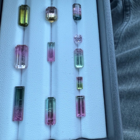 Assorted Gemstone Collection - Picture 4 of 10